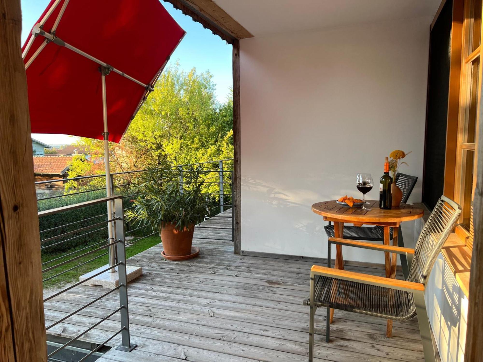Designerwohnungen "Beim Schmied" In Chiemseenaehe Traunreut Bagian luar foto
